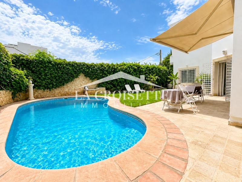 Villa meublée S+5 avec piscine à La Marsa